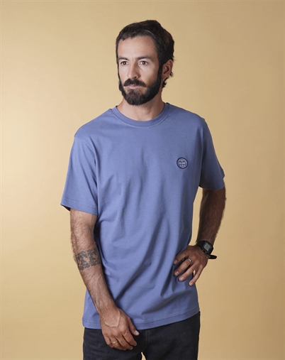 Elsk - Globe Brushed T-shirt - Vintage Blue 